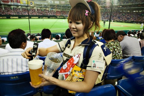 Tokyo Dome Baseball Vendors: The Girls!