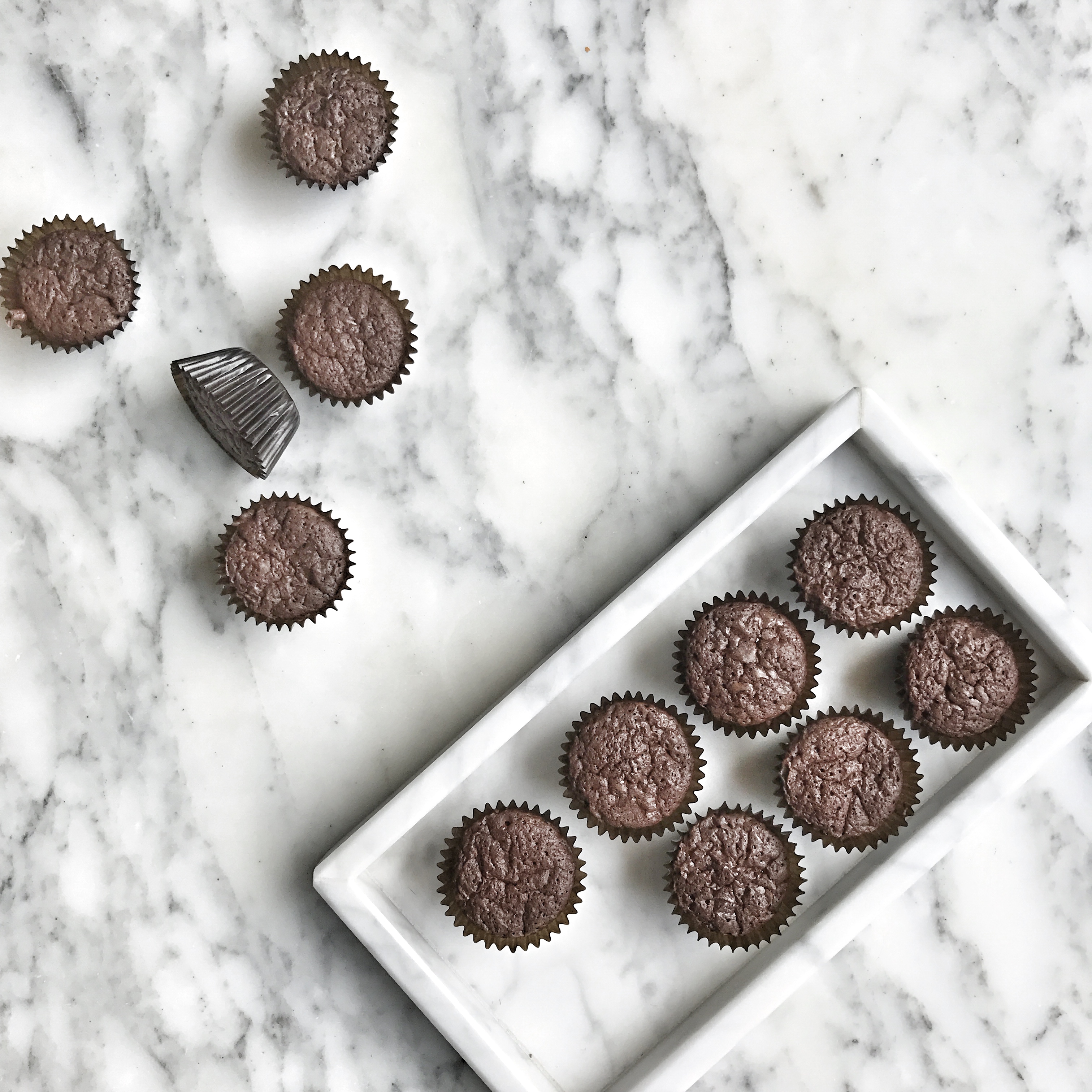 One bowl chocolate brownie mini cupcakes